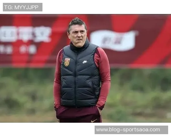 拜合拉木：尽管比分不佳全队拼搏精神不减对澳大利亚比赛信心满满期待进球